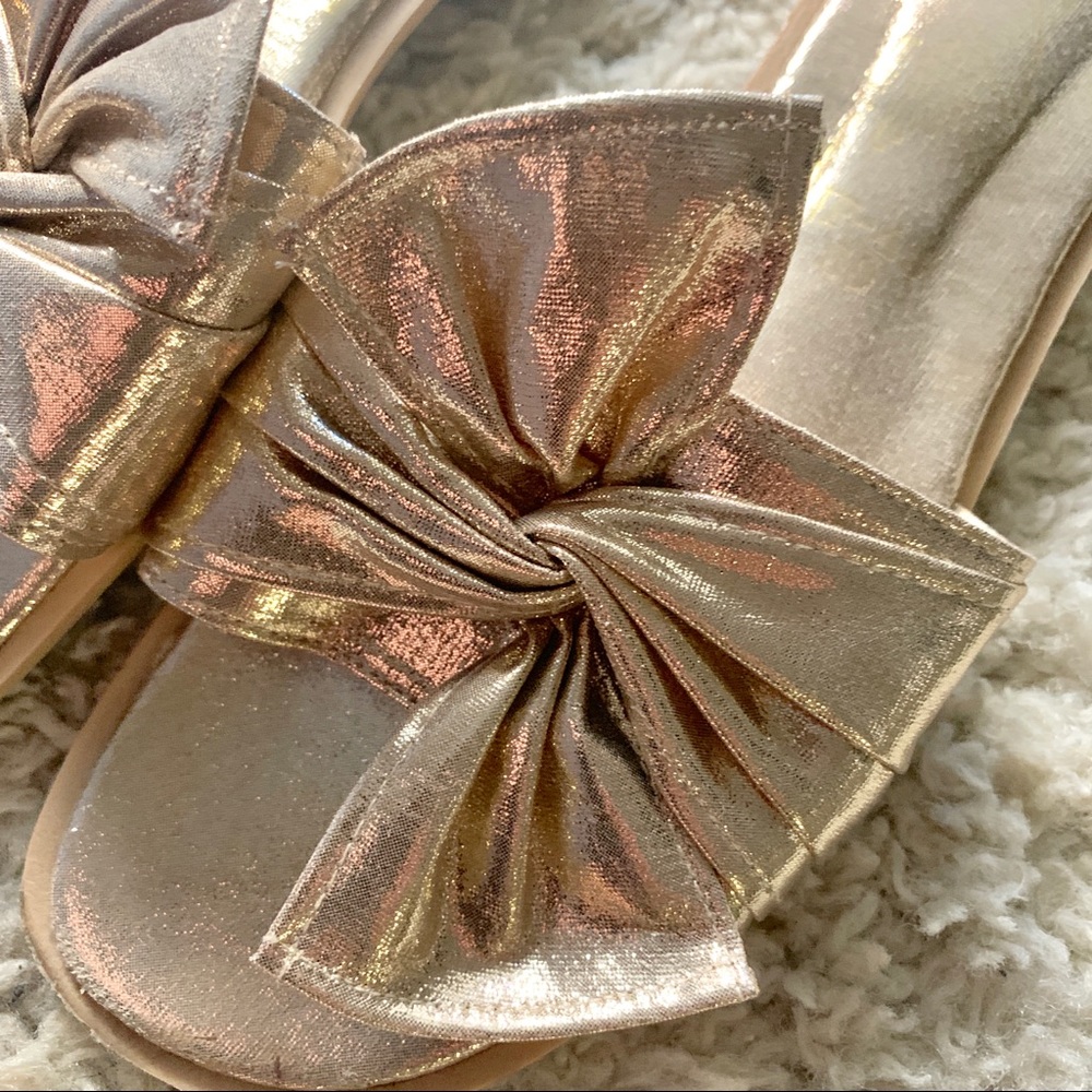 Gold Metallic Bow Slides